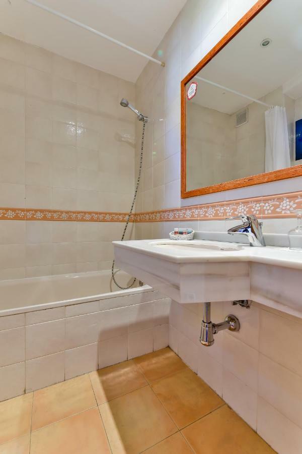 Casa Rural La Chata By Vivere Stays Valsain Ngoại thất bức ảnh